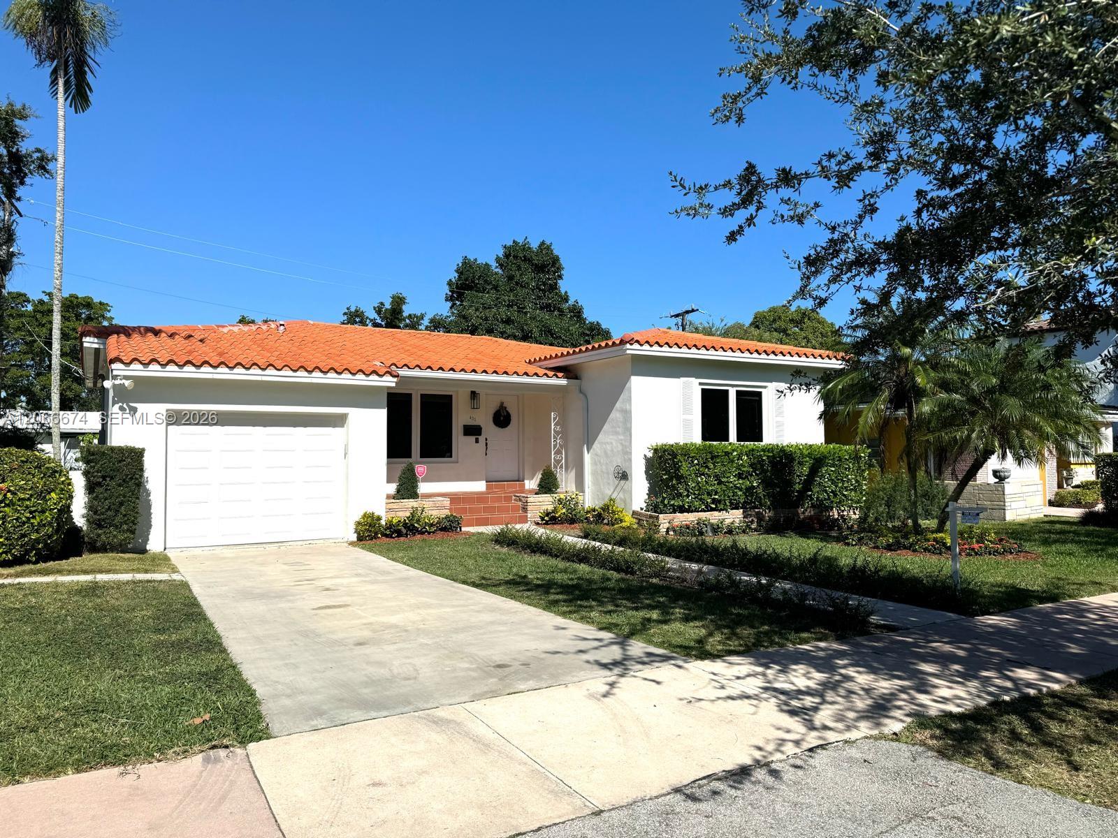 431 Candia Avenue Property Photo 1