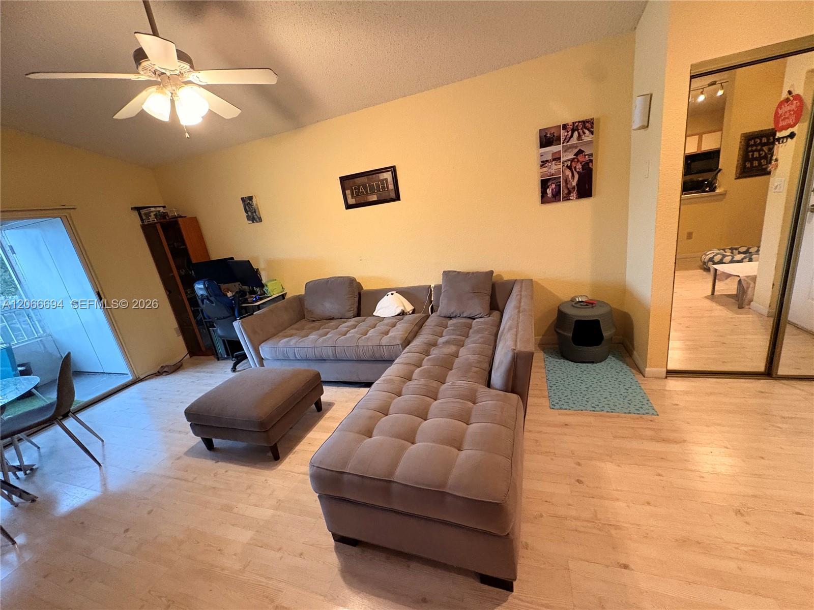 2880 N Oakland Forest Drive 313 Property Photo 1