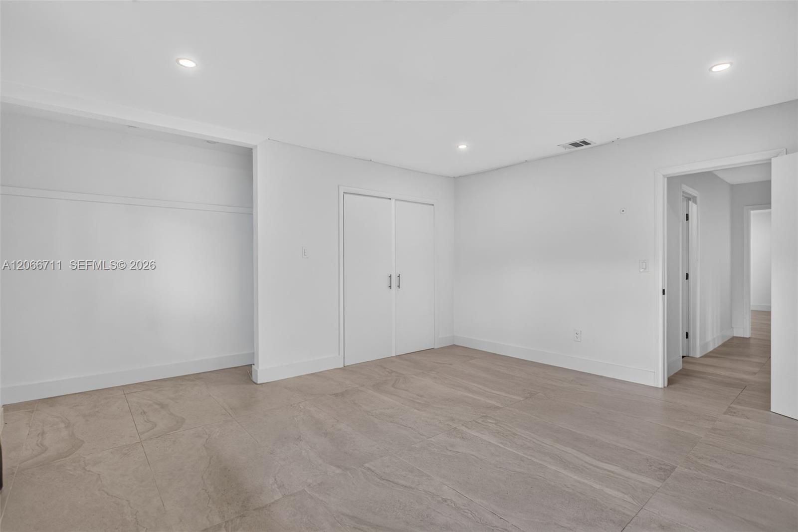 1215 Ne 110th Street Property Photo 25