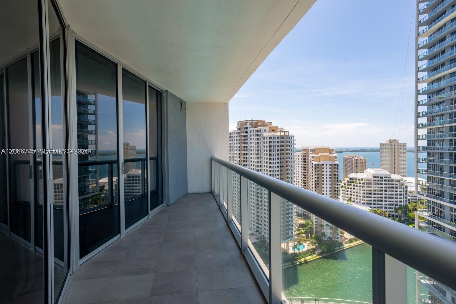 475 Brickell Avenue 2511 Property Photo 6