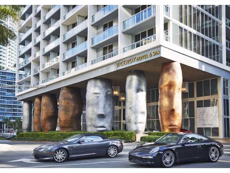 475 Brickell Avenue 2511 Property Photo 10