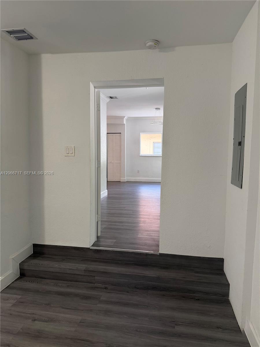 328 Sw 15th Avenue - Property Photo 2
