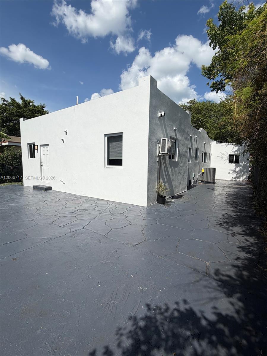 328 Sw 15th Avenue - Property Photo 25