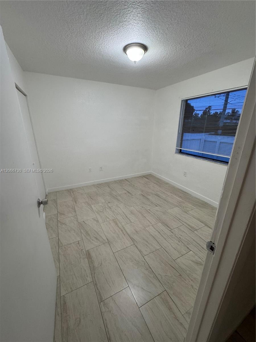2124-2126 Thomas Street 2126 Property Photo 14