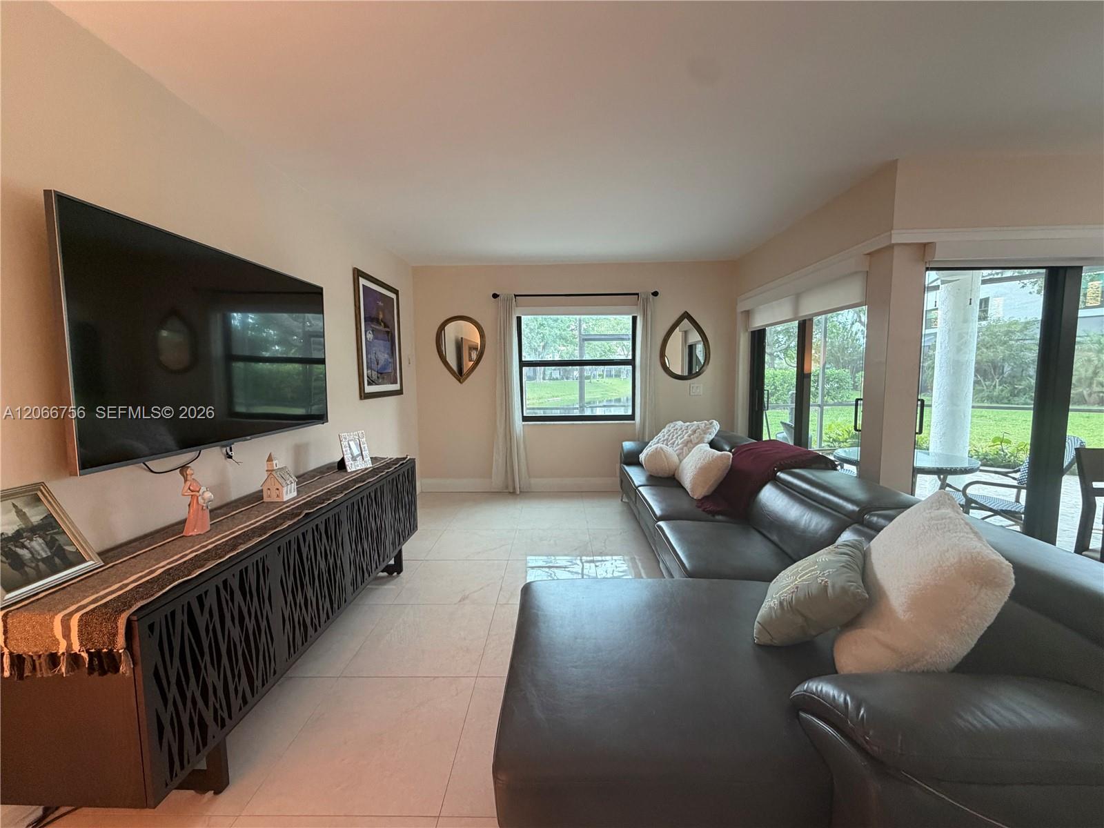 A12066756 Property Photo 3