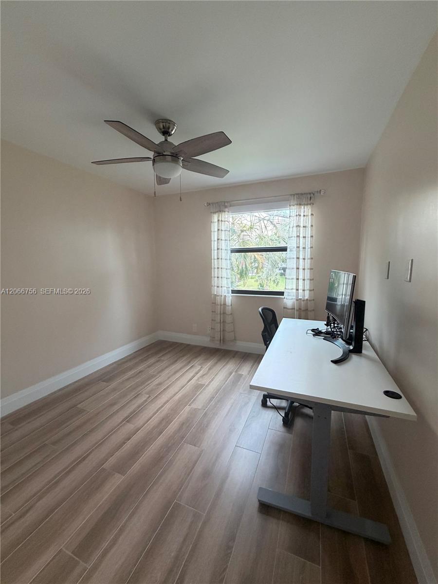 A12066756 Property Photo 13