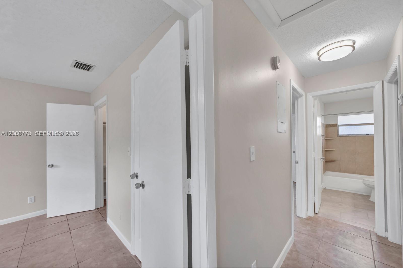 2610 Riverland Drive Property Photo 13