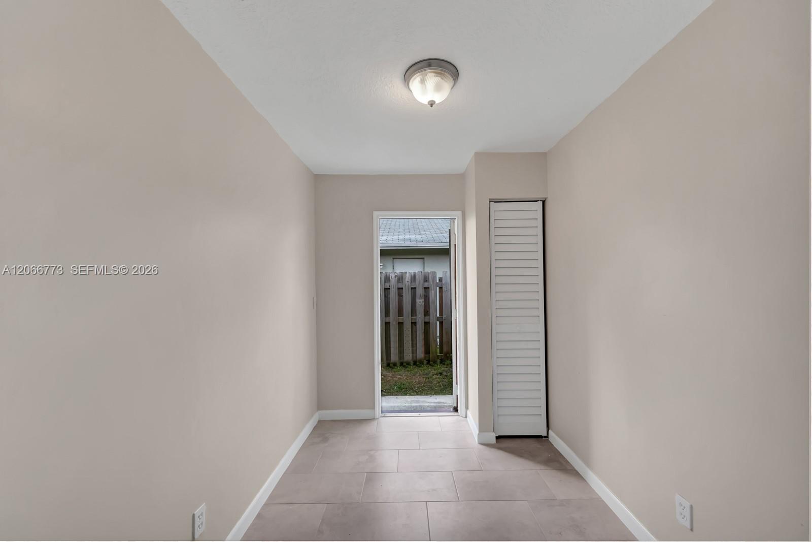 2610 Riverland Drive Property Photo 17