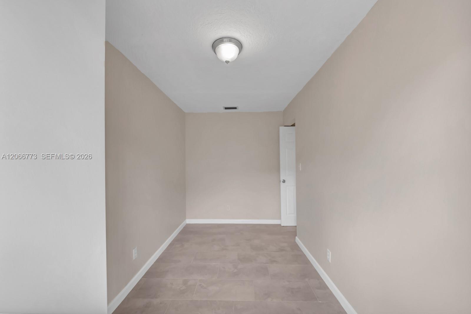 2610 Riverland Drive Property Photo 18