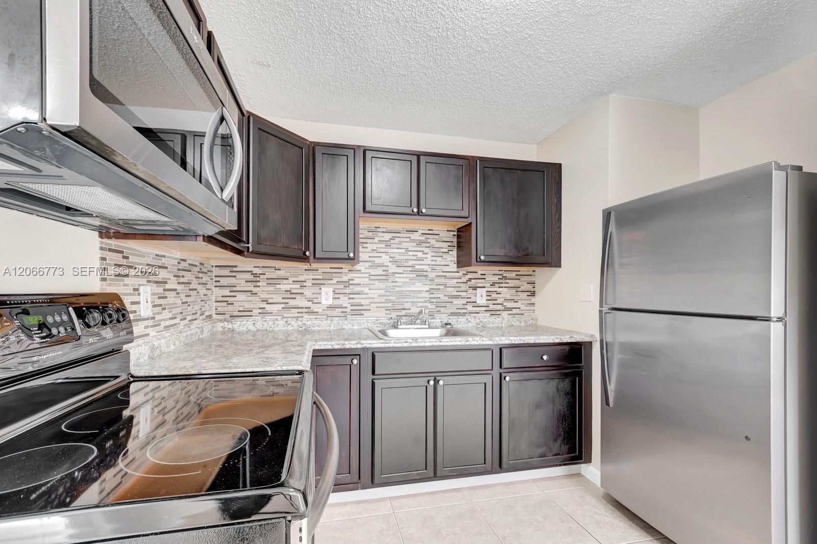 2610 Riverland Drive Property Photo 40