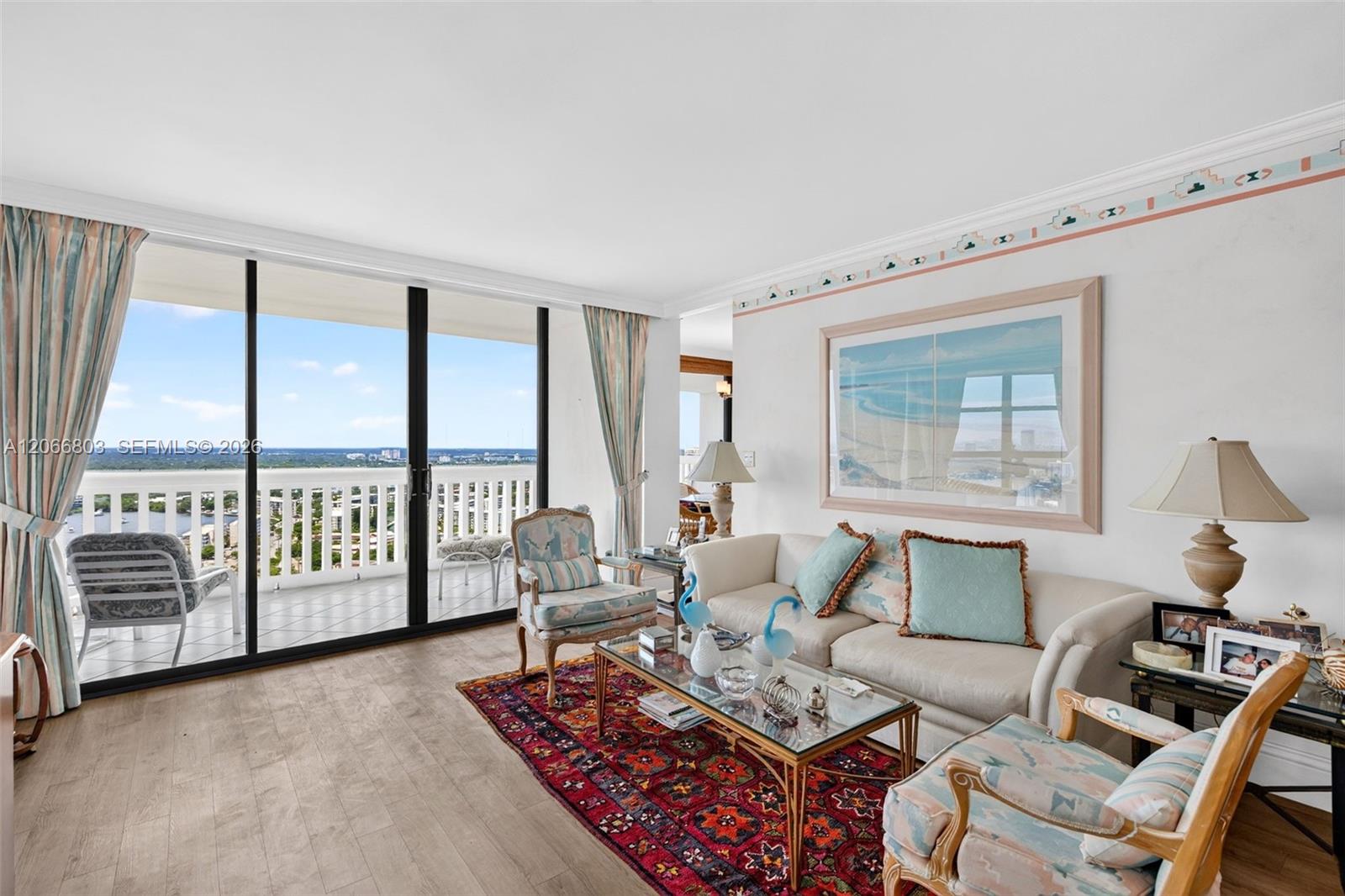 1000 Island Boulevard 2911 Property Photo 1