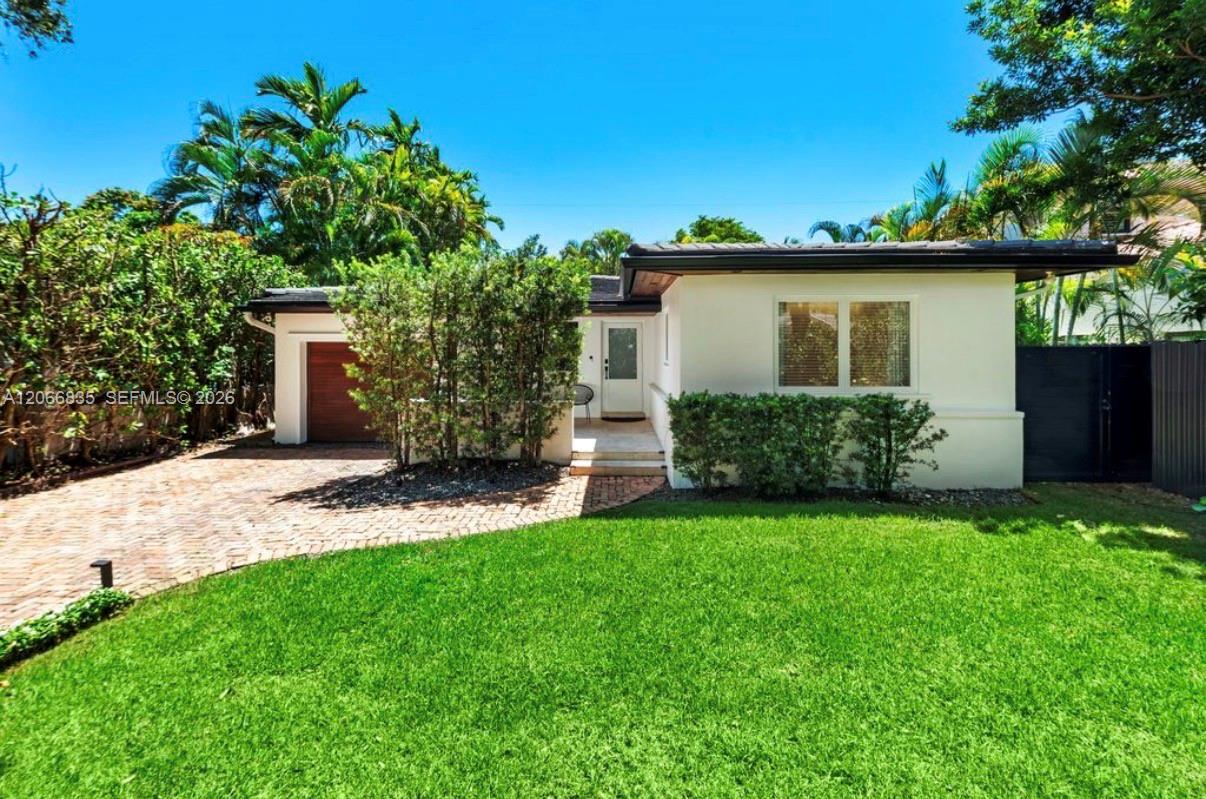 5711 Michelangelo Street Property Photo 1