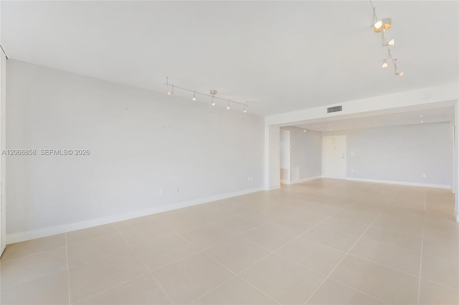 210 Sea View Drive 409 Property Photo 4