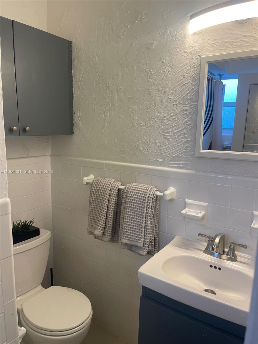 338 Roosevelt Street 1004 Property Photo 5