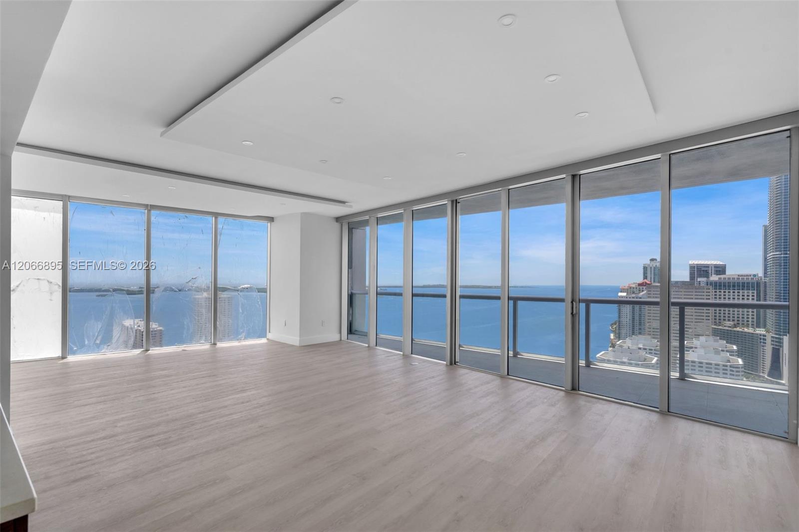 495 Brickell Avenue 3601 Property Photo 4