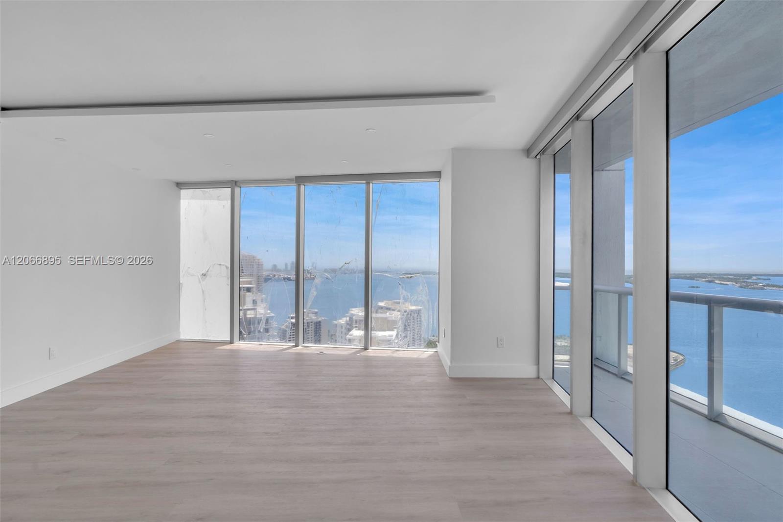 495 Brickell Avenue 3601 Property Photo 6