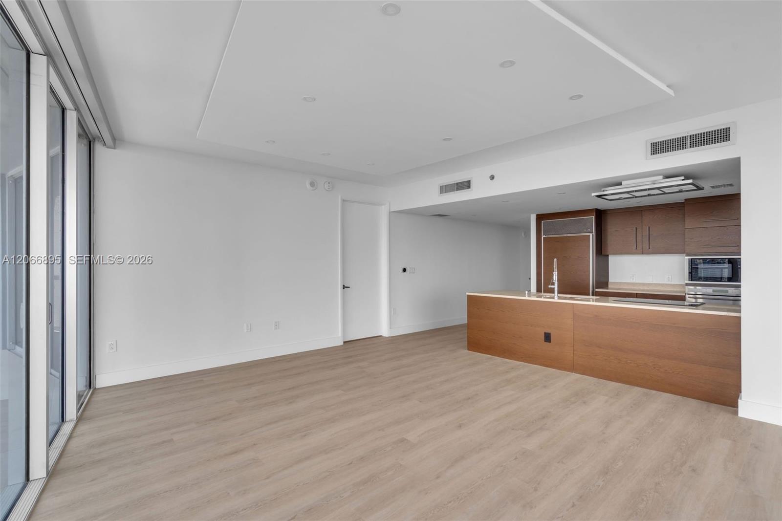 495 Brickell Avenue 3601 Property Photo 12