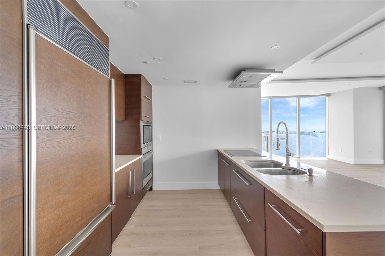 495 Brickell Avenue 3601 Property Photo 14
