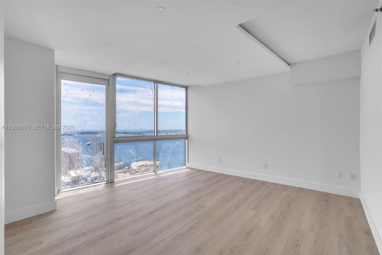 495 Brickell Avenue 3601 Property Photo 16