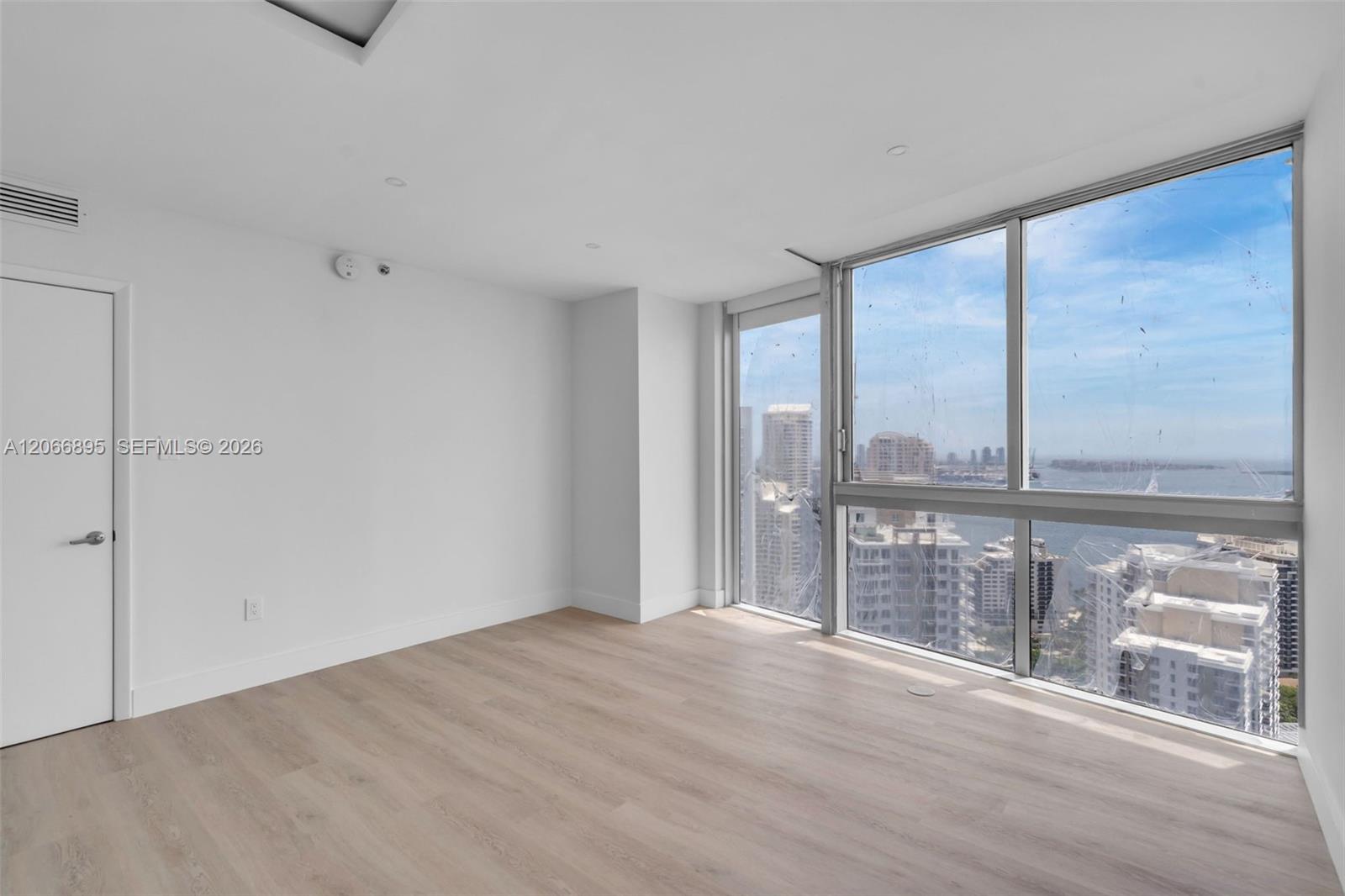 495 Brickell Avenue 3601 Property Photo 17