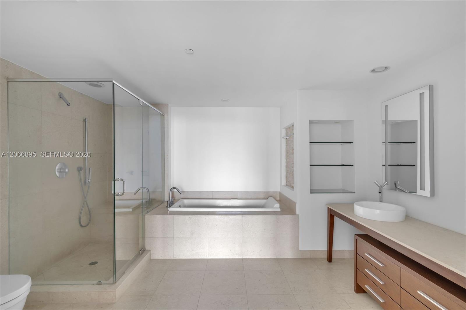 495 Brickell Avenue 3601 Property Photo 27