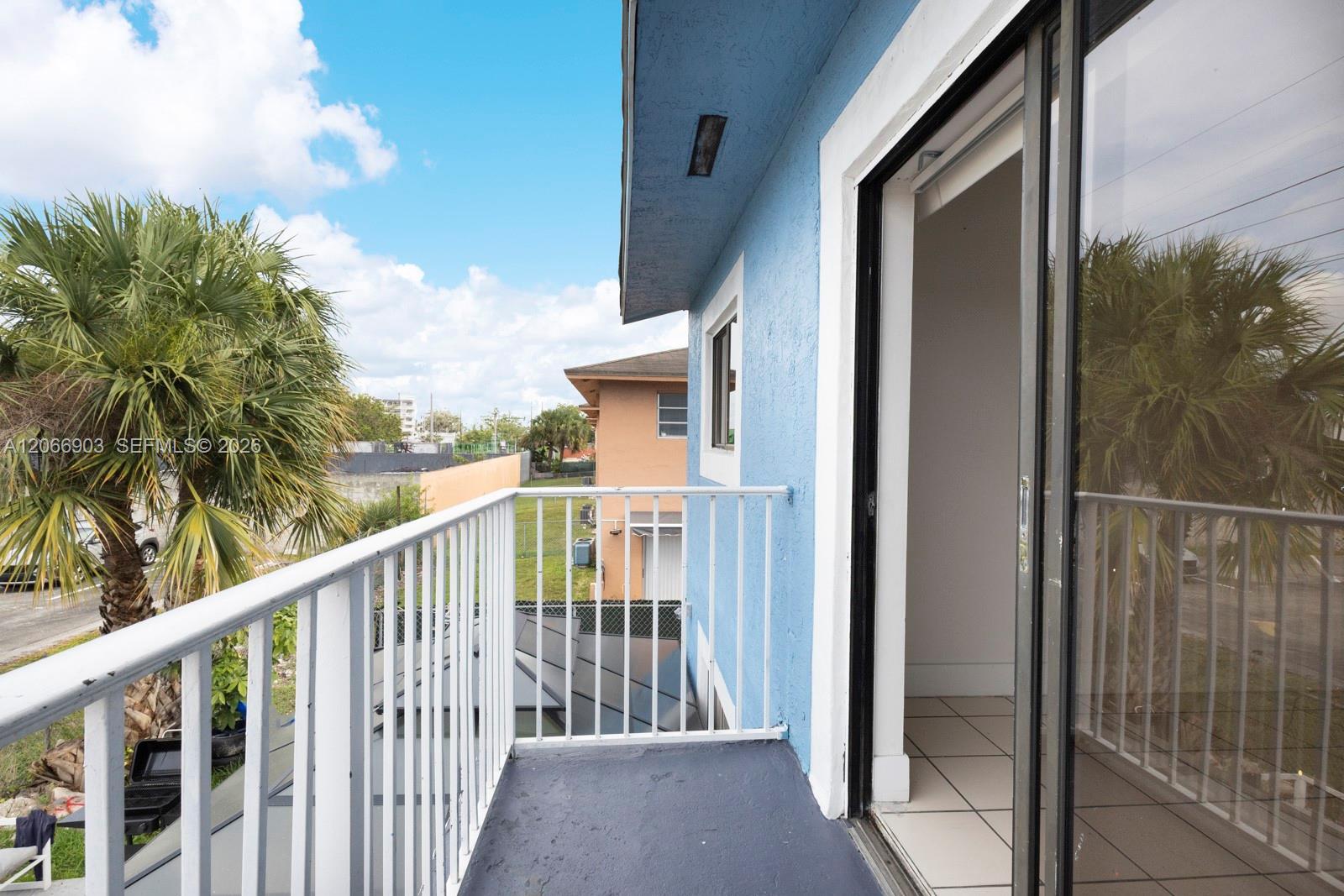A12066903 Property Photo 3