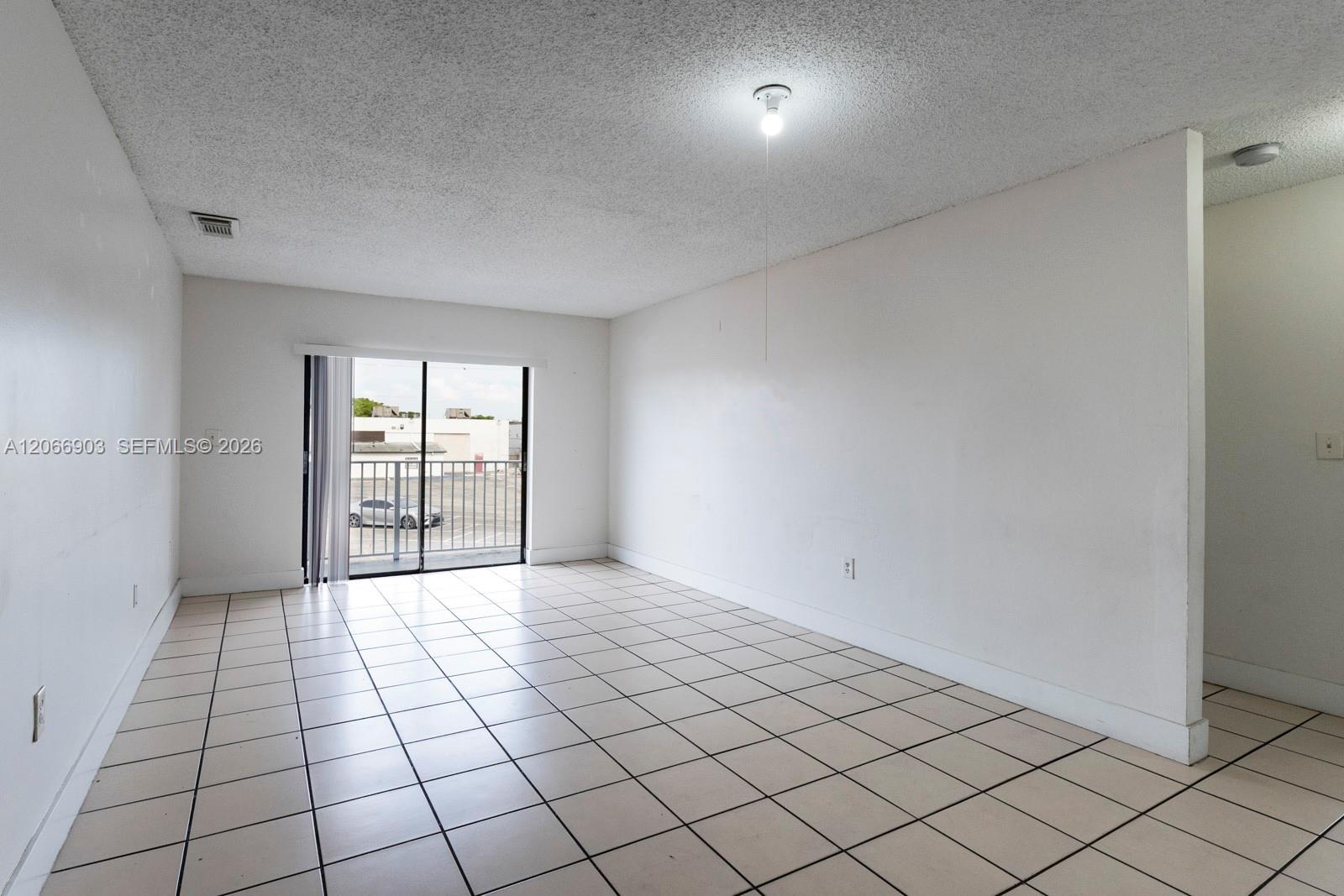 A12066903 Property Photo 7