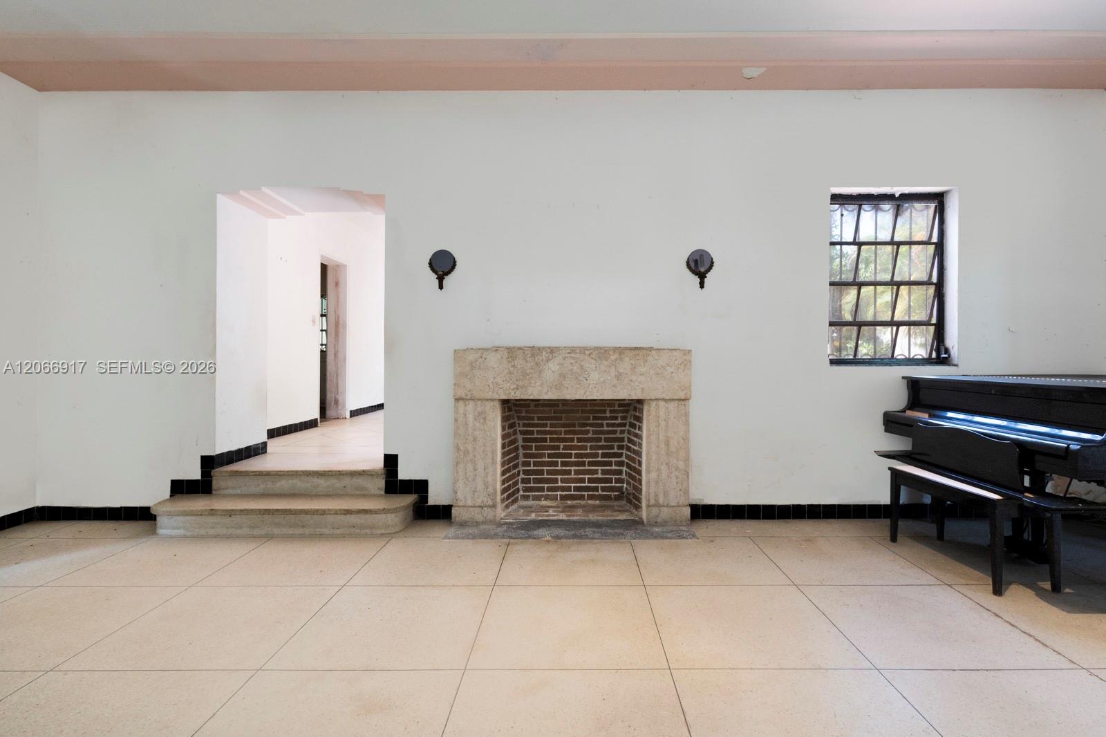 621 Ne 57th Street Property Photo 13