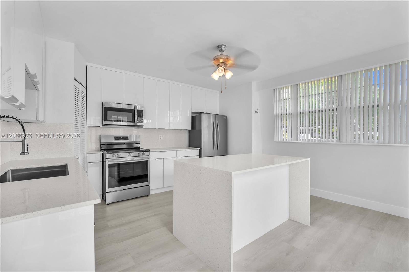2555 Nassau Lane Property Photo 11