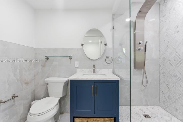 291 E Shore Drive E 0 Property Photo 45