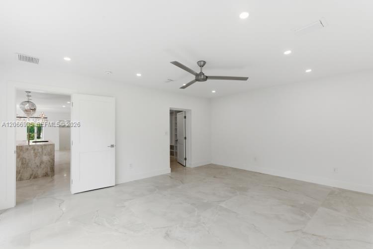 291 E Shore Drive E 0 Property Photo 54