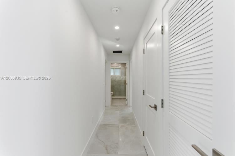 291 E Shore Drive E 0 Property Photo 68