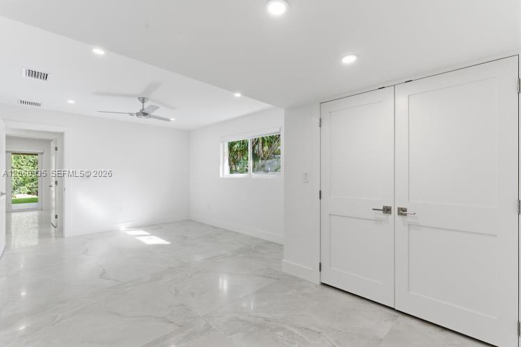 291 E Shore Drive E 0 Property Photo 81