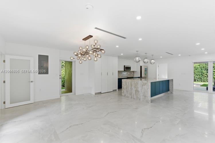 291 E Shore Drive E 0 Property Photo 177