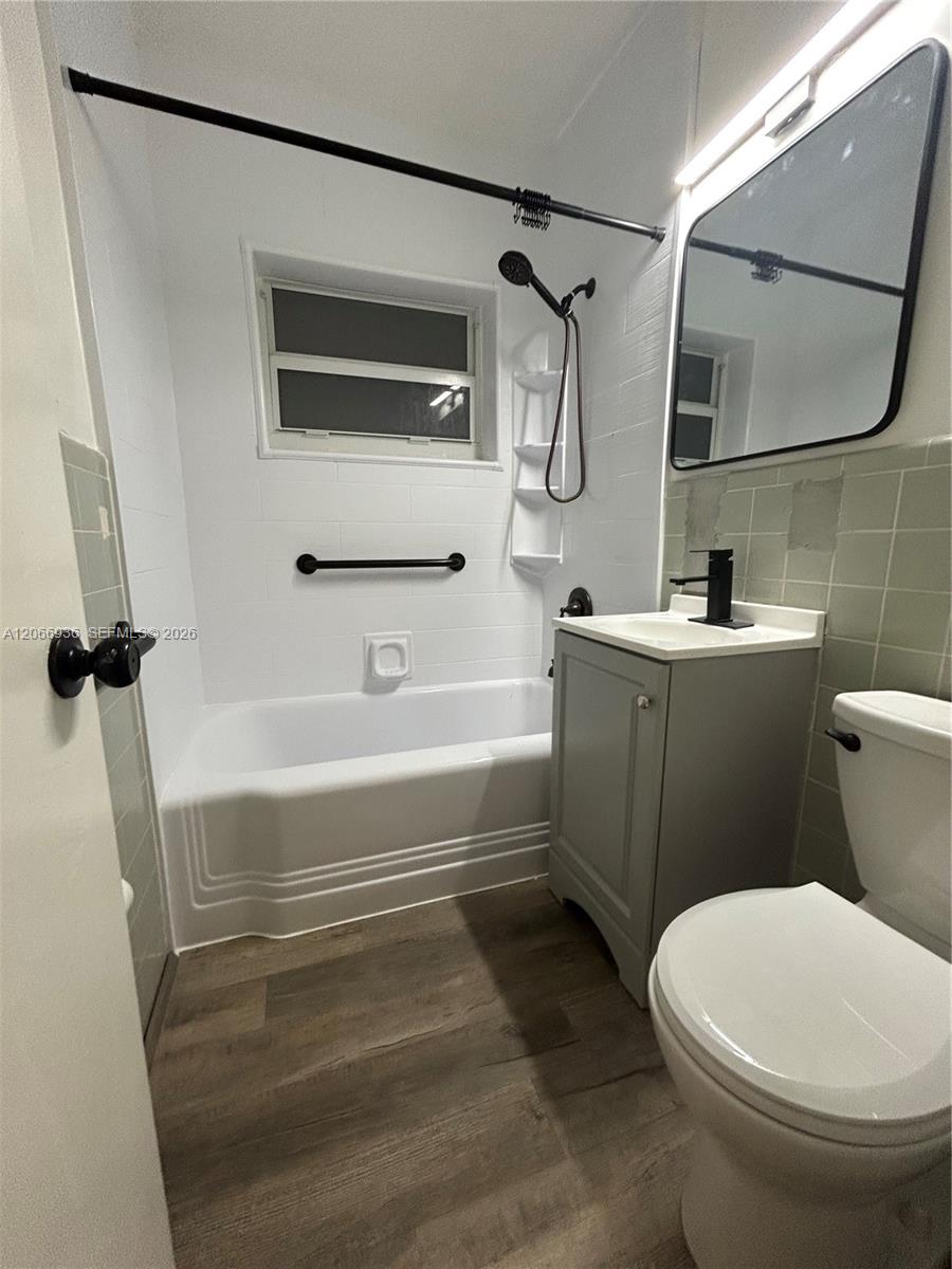 1482 Ne 175th Street Na Property Photo 12