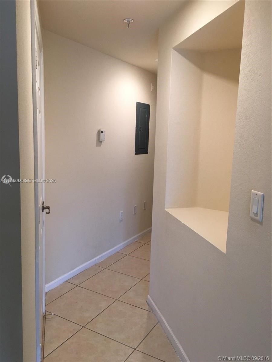 11503 Nw 89th Street 103 Property Photo 8