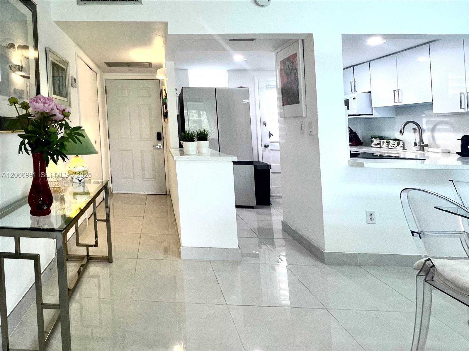 A12066991 Property Photo 3