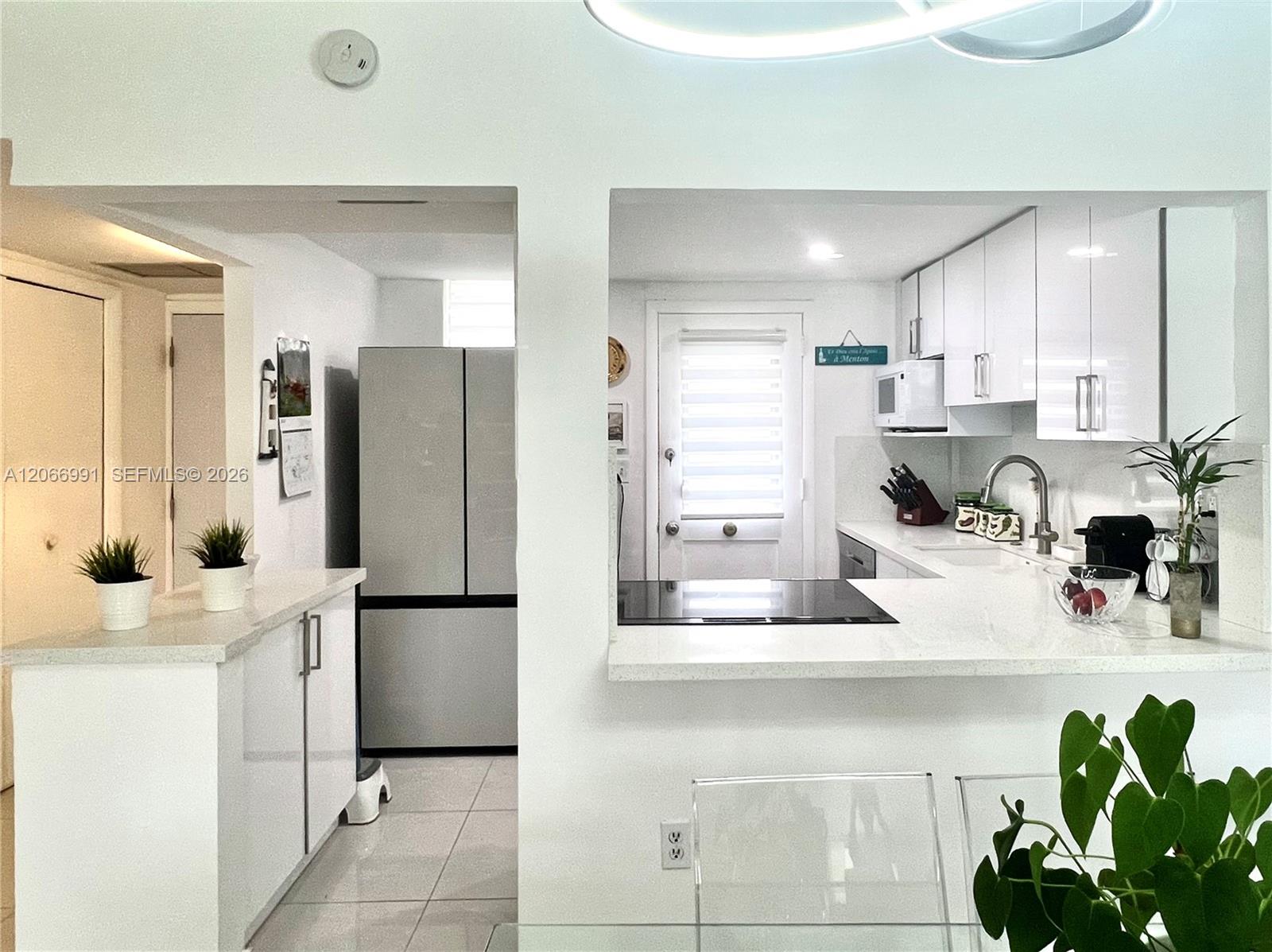 A12066991 Property Photo 5