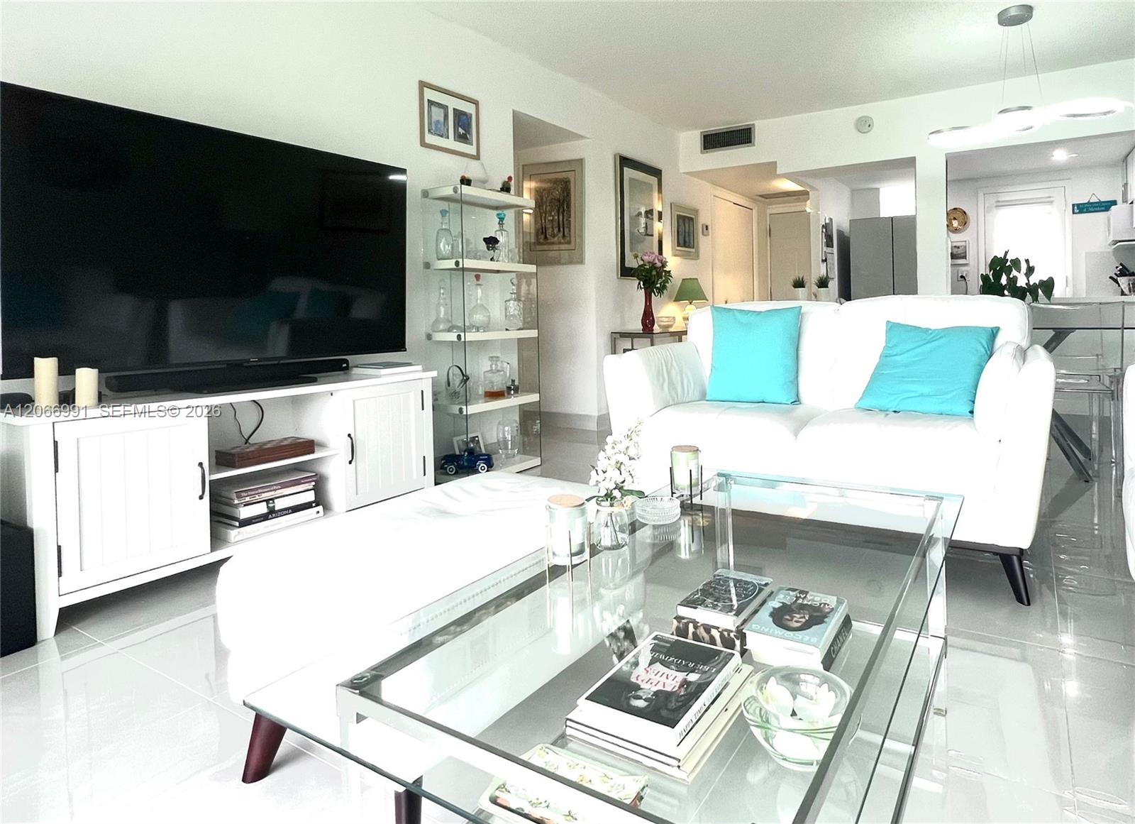 A12066991 Property Photo 13