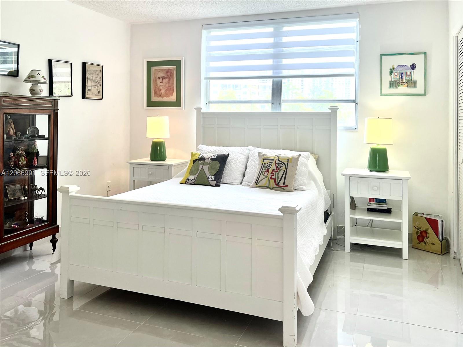 A12066991 Property Photo 21