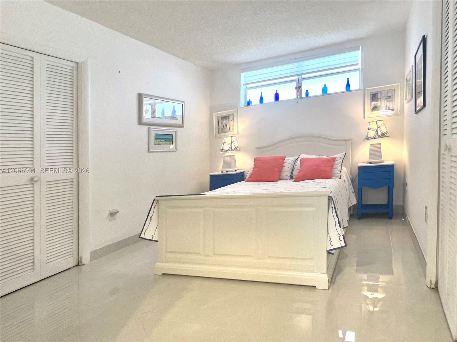 A12066991 Property Photo 27