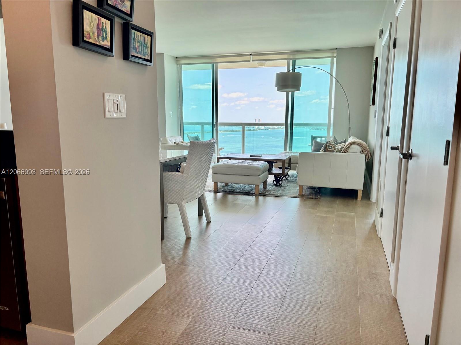 1800 N Bayshore Drive 4209 Property Photo 4