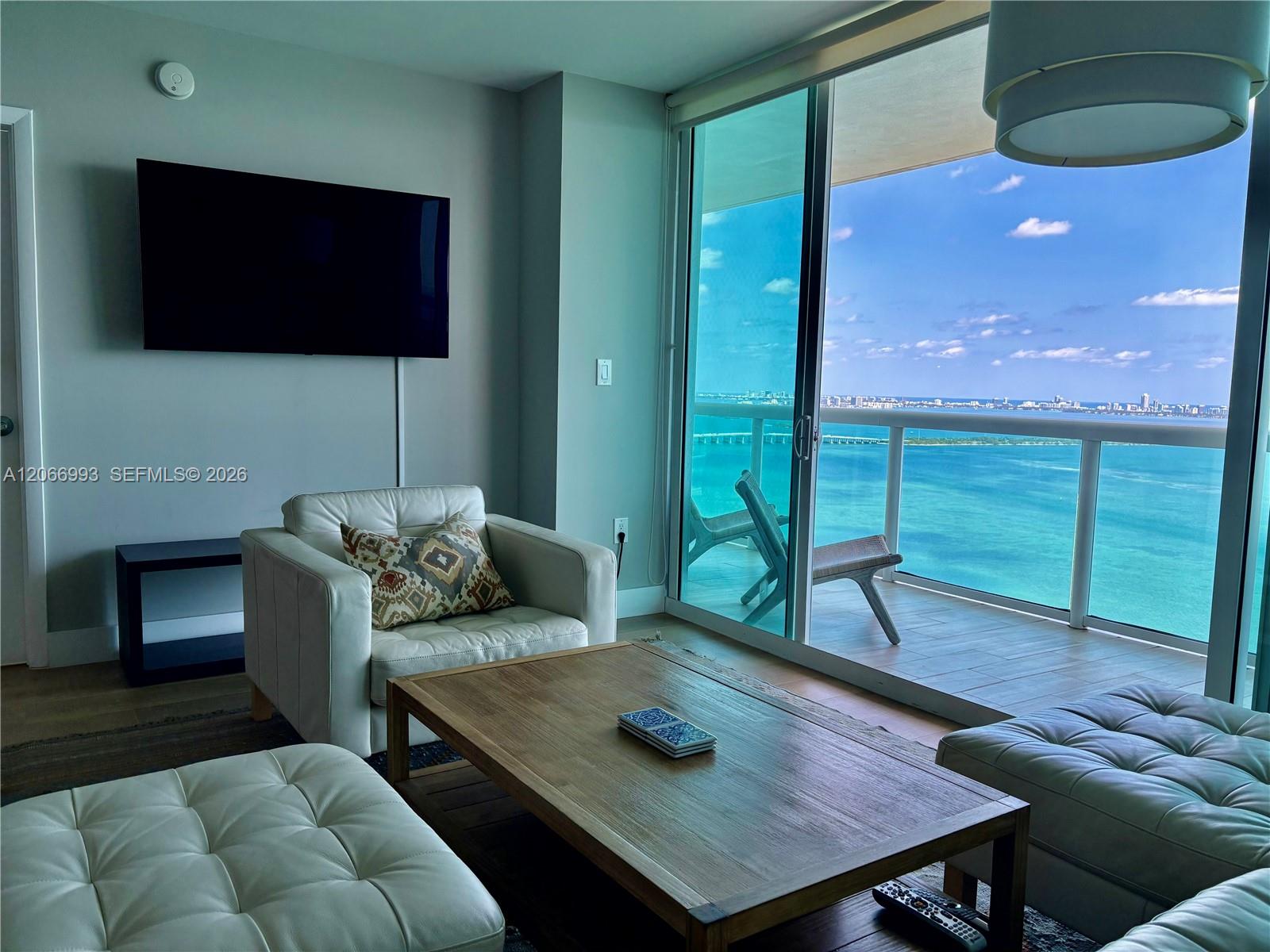 1800 N Bayshore Drive 4209 Property Photo 12