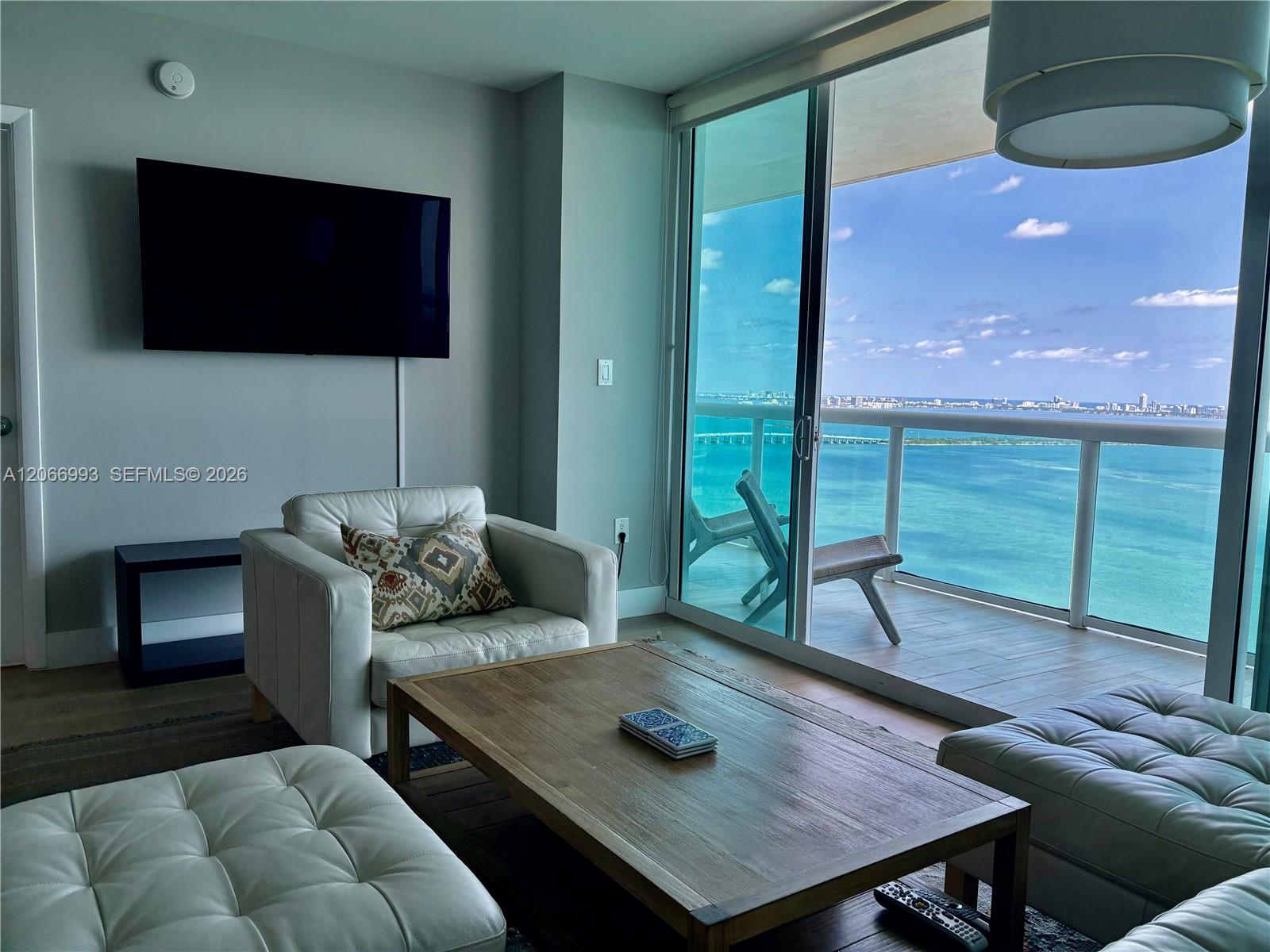 1800 N Bayshore Drive 4209 Property Photo 13