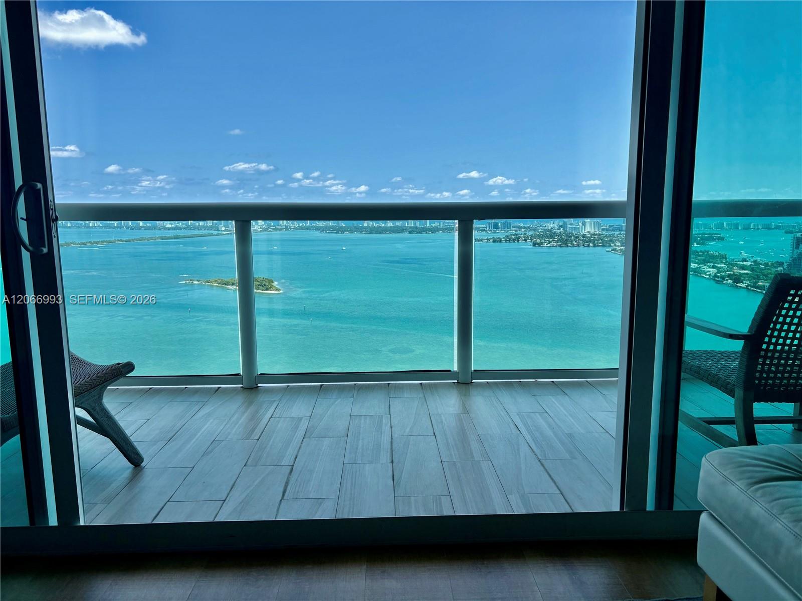 1800 N Bayshore Drive 4209 Property Photo 14