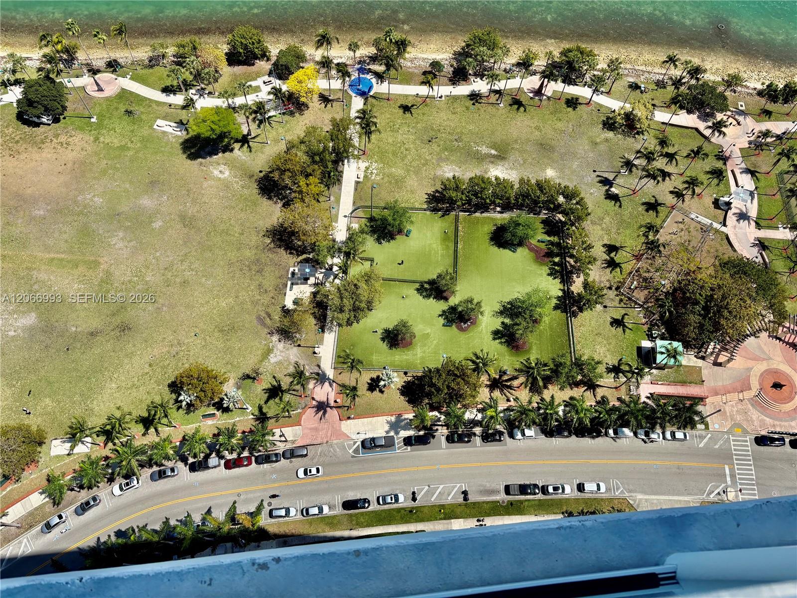1800 N Bayshore Drive 4209 Property Photo 20
