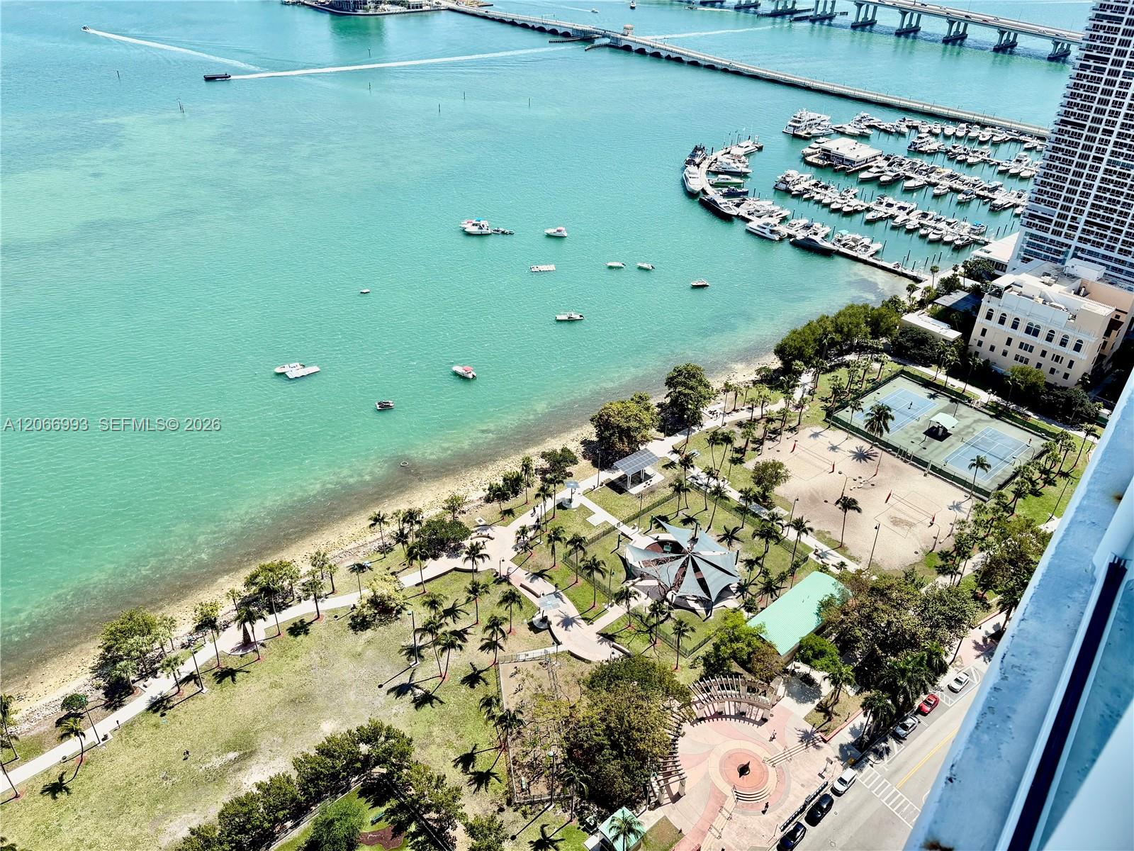1800 N Bayshore Drive 4209 Property Photo 21