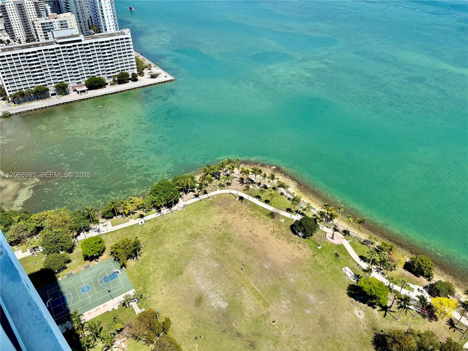 1800 N Bayshore Drive 4209 Property Photo 22