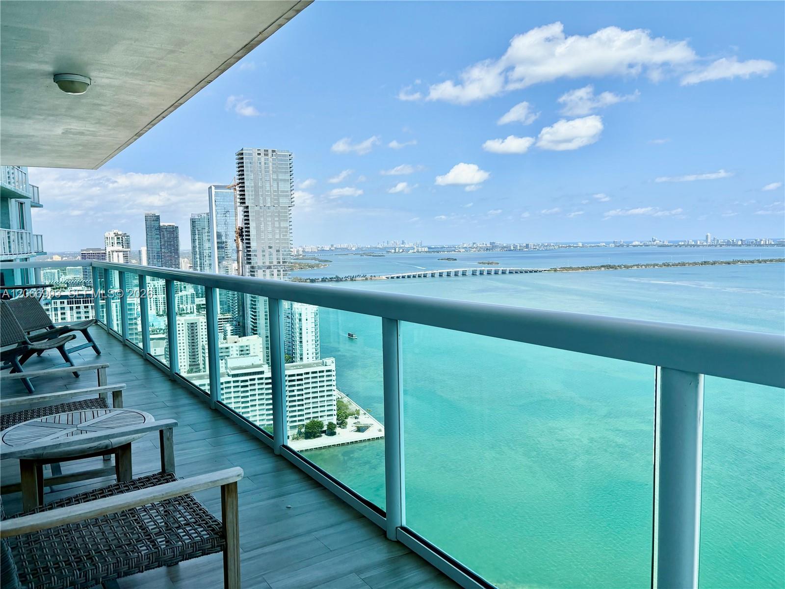 1800 N Bayshore Drive 4209 Property Photo 23