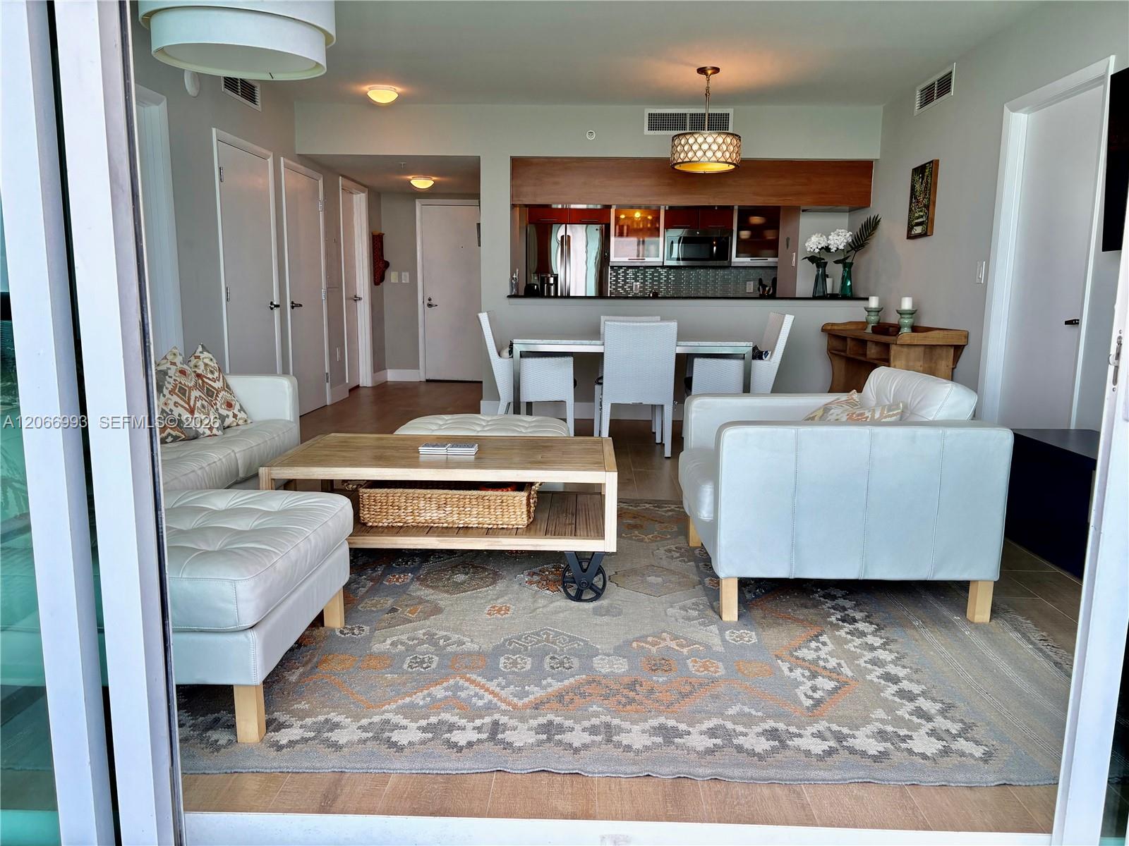 1800 N Bayshore Drive 4209 Property Photo 30